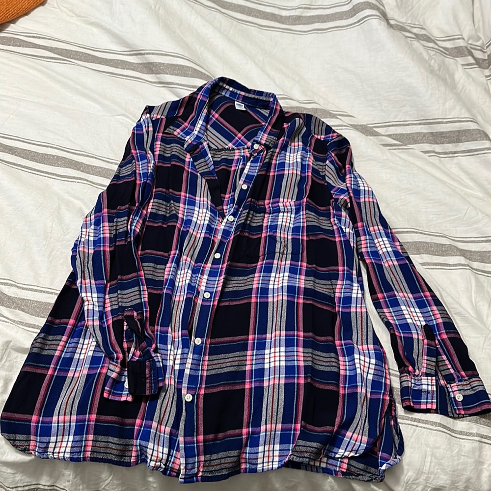 Old navy plaid shirt